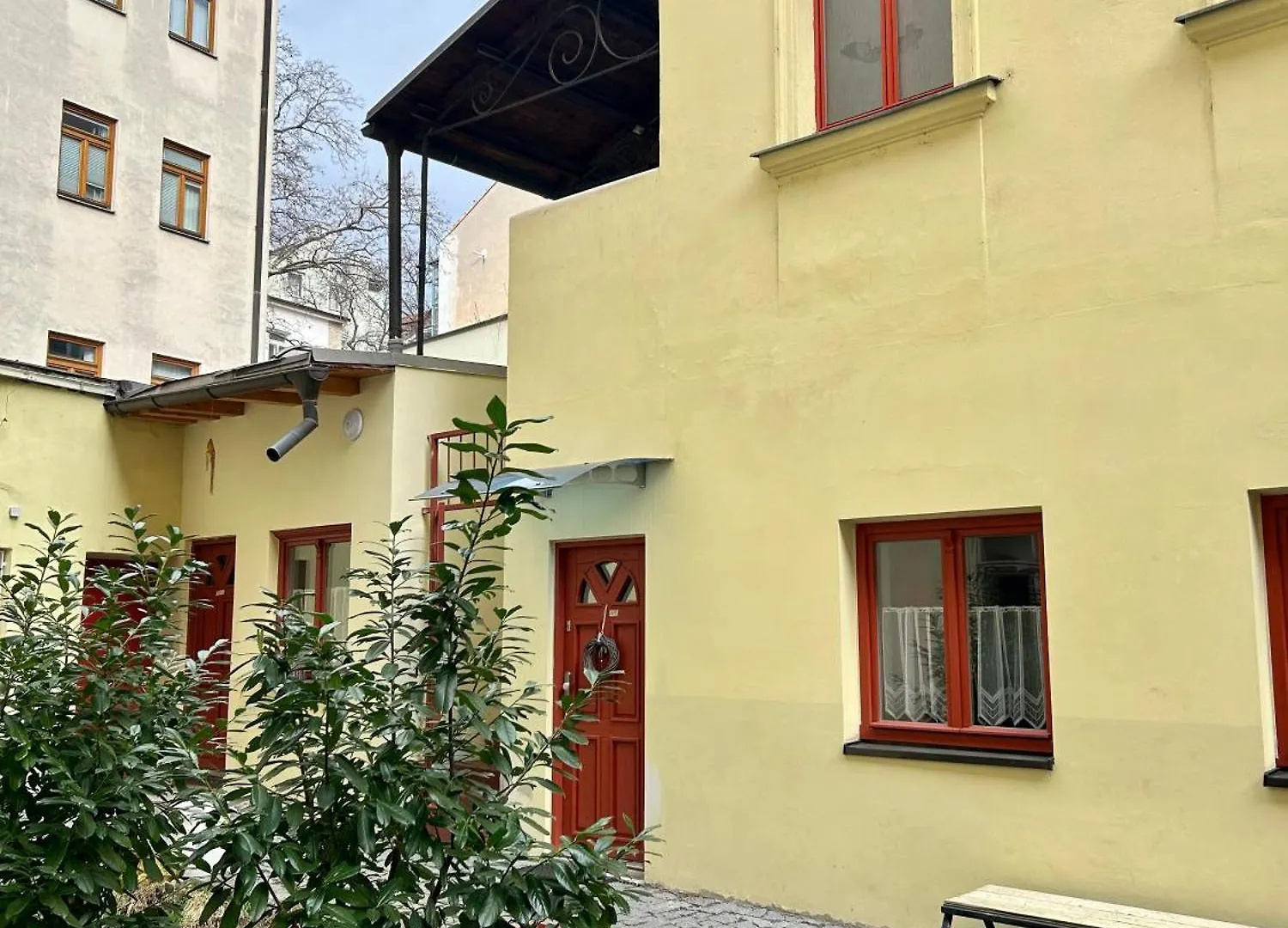 Party House Prague - Apartments Ve Smeckach 18, City Center!! Czech Republic