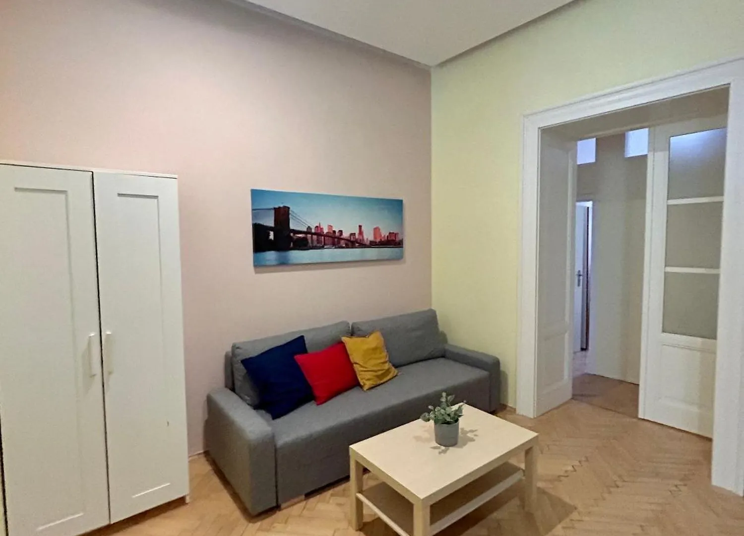 Party House Prague - Apartments Ve Smeckach 18, City Center!!