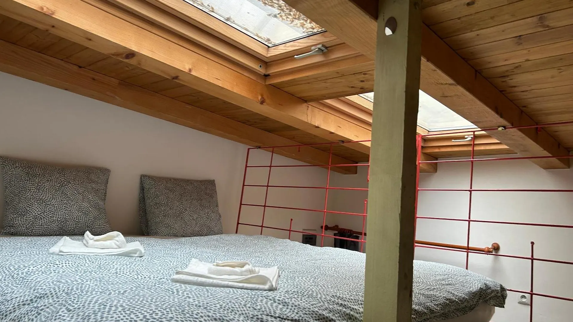 Party House Prague - Apartments Ve Smeckach 18, City Center!! Czech Republic