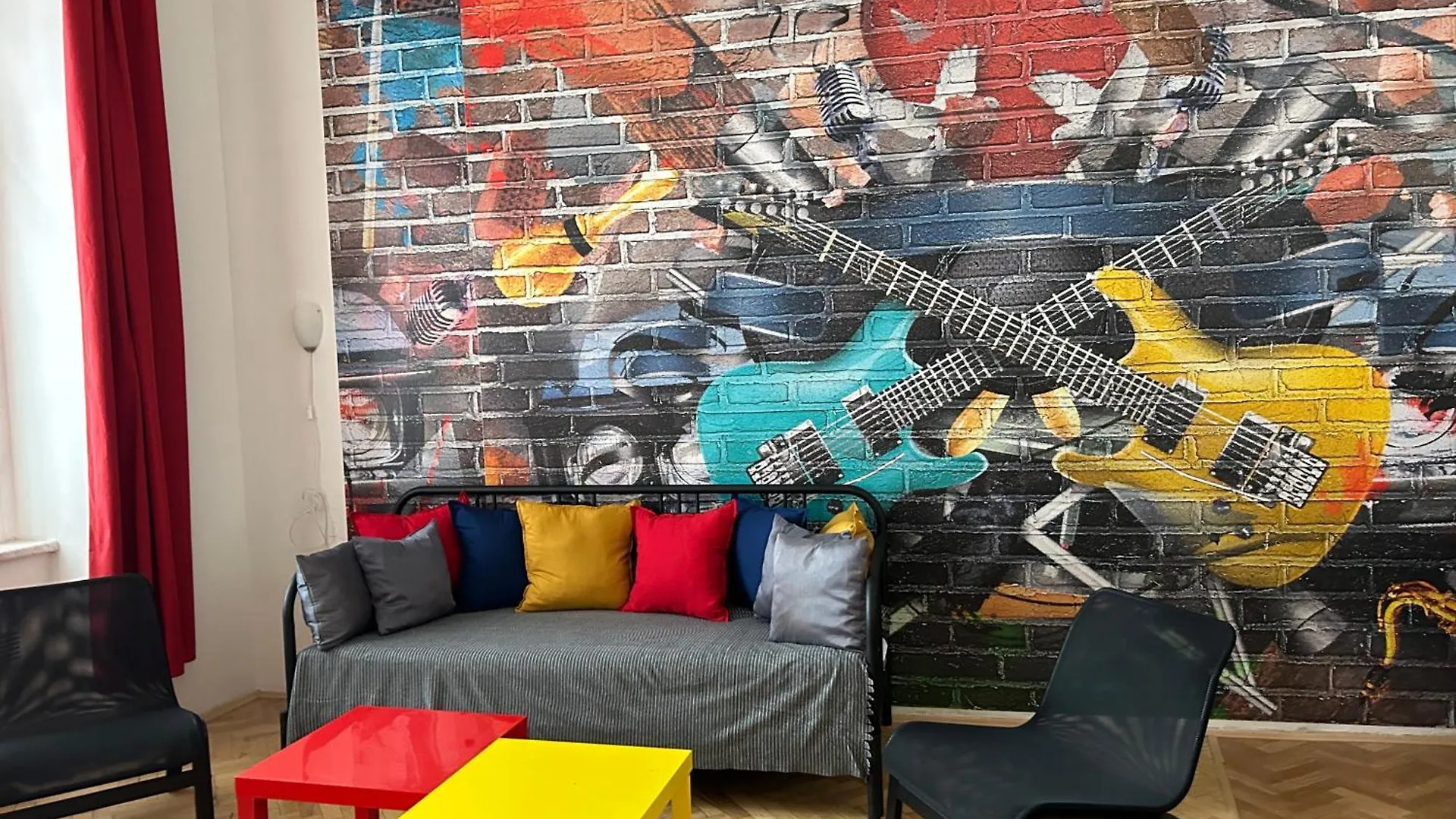 Party House Prague - Apartments Ve Smeckach 18, City Center!!