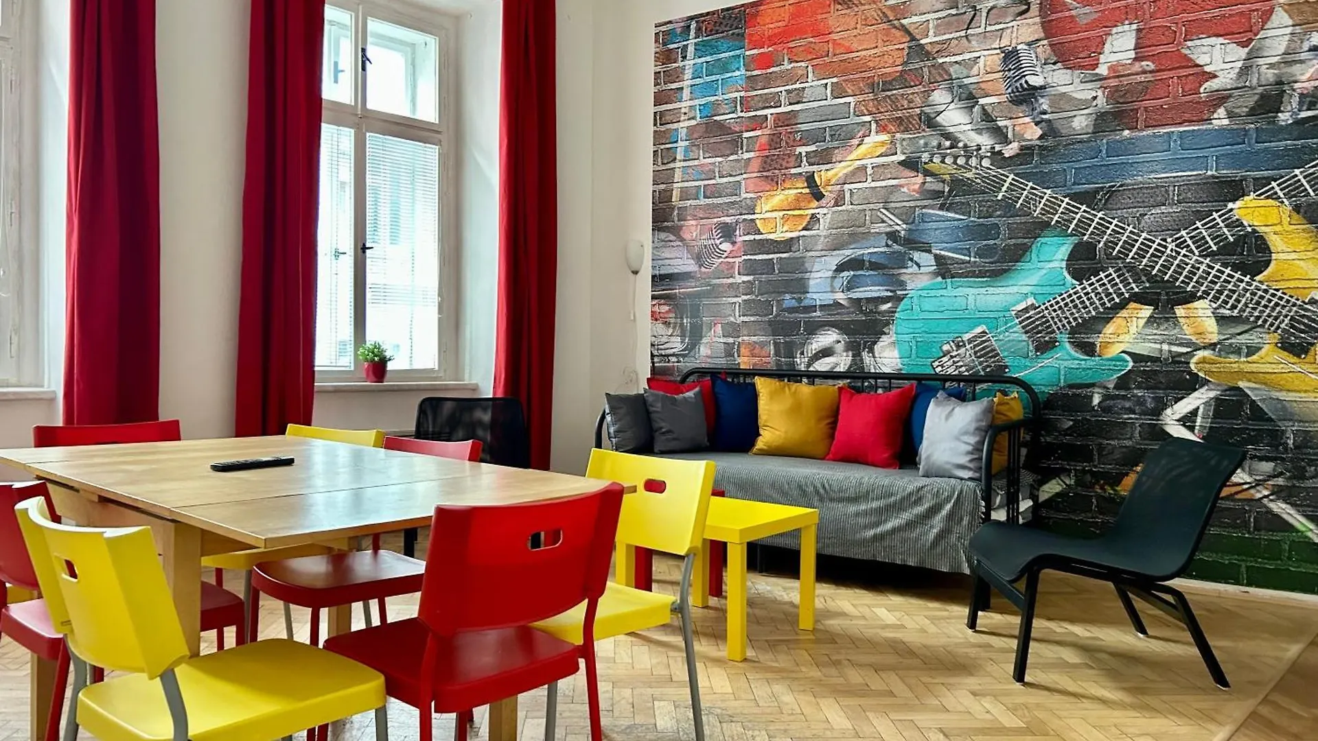 Party House Prague - Apartments Ve Smeckach 18, City Center!!