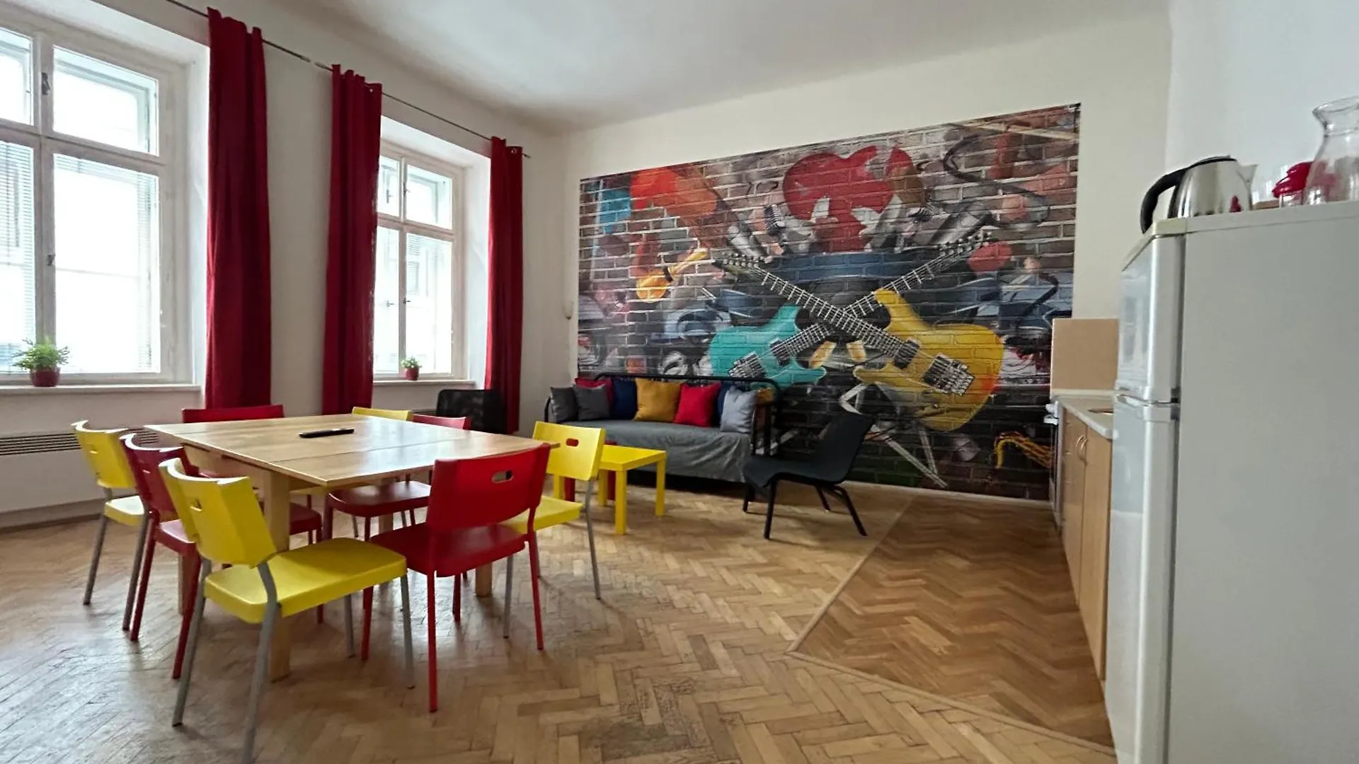 Party House Prague - Apartments Ve Smeckach 18, City Center!!