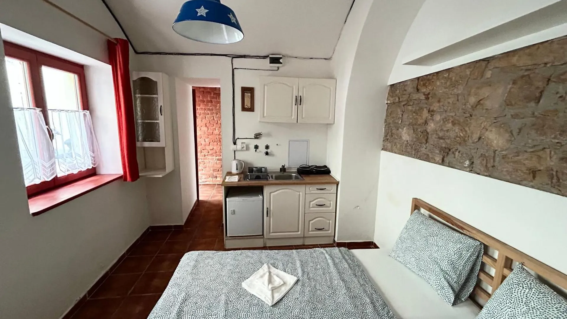 Party House Prague - Apartments Ve Smeckach 18, City Center!!